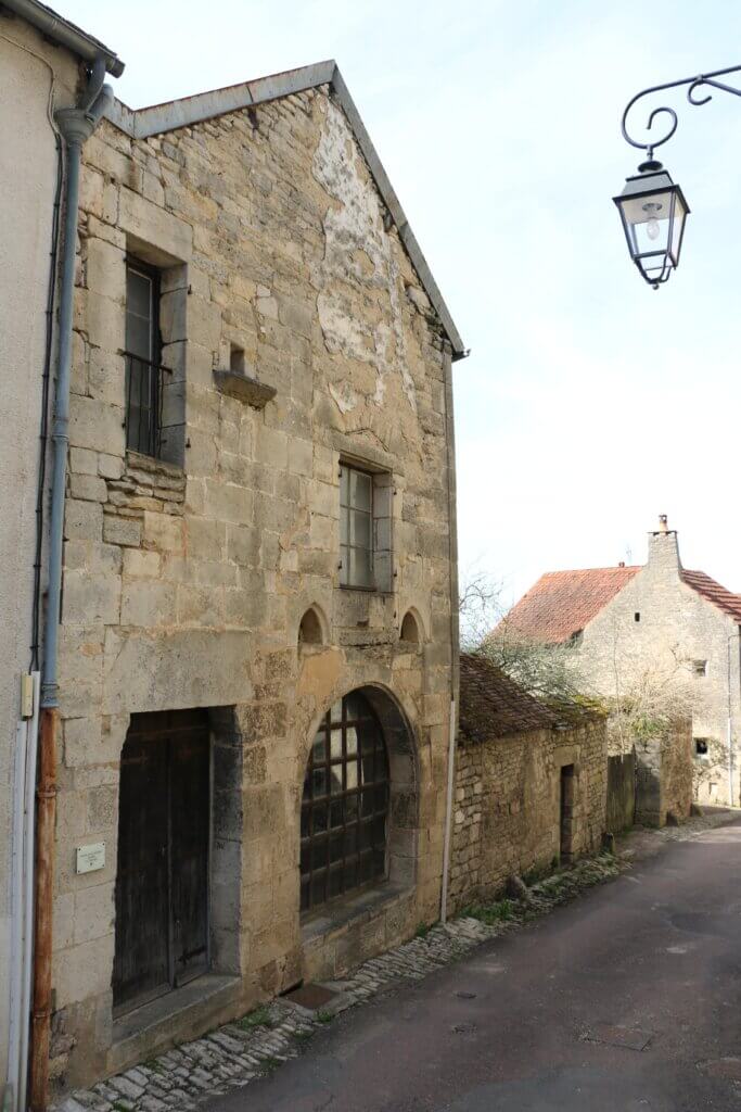 Filming Location of the Chocolate Shop in the Movie Chocolat